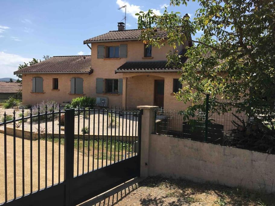 Appartement 55M2 En Beaujolais & Enedis A 15 Min Saint-Germain-Nuelles Bagian luar foto